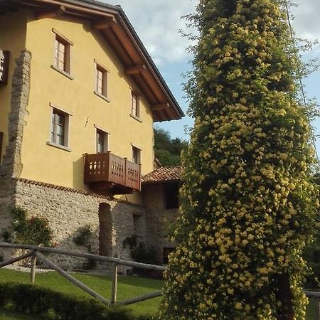 Agriturismo Il Posto Delle Fragole San Giovanni Bianco Exterior foto